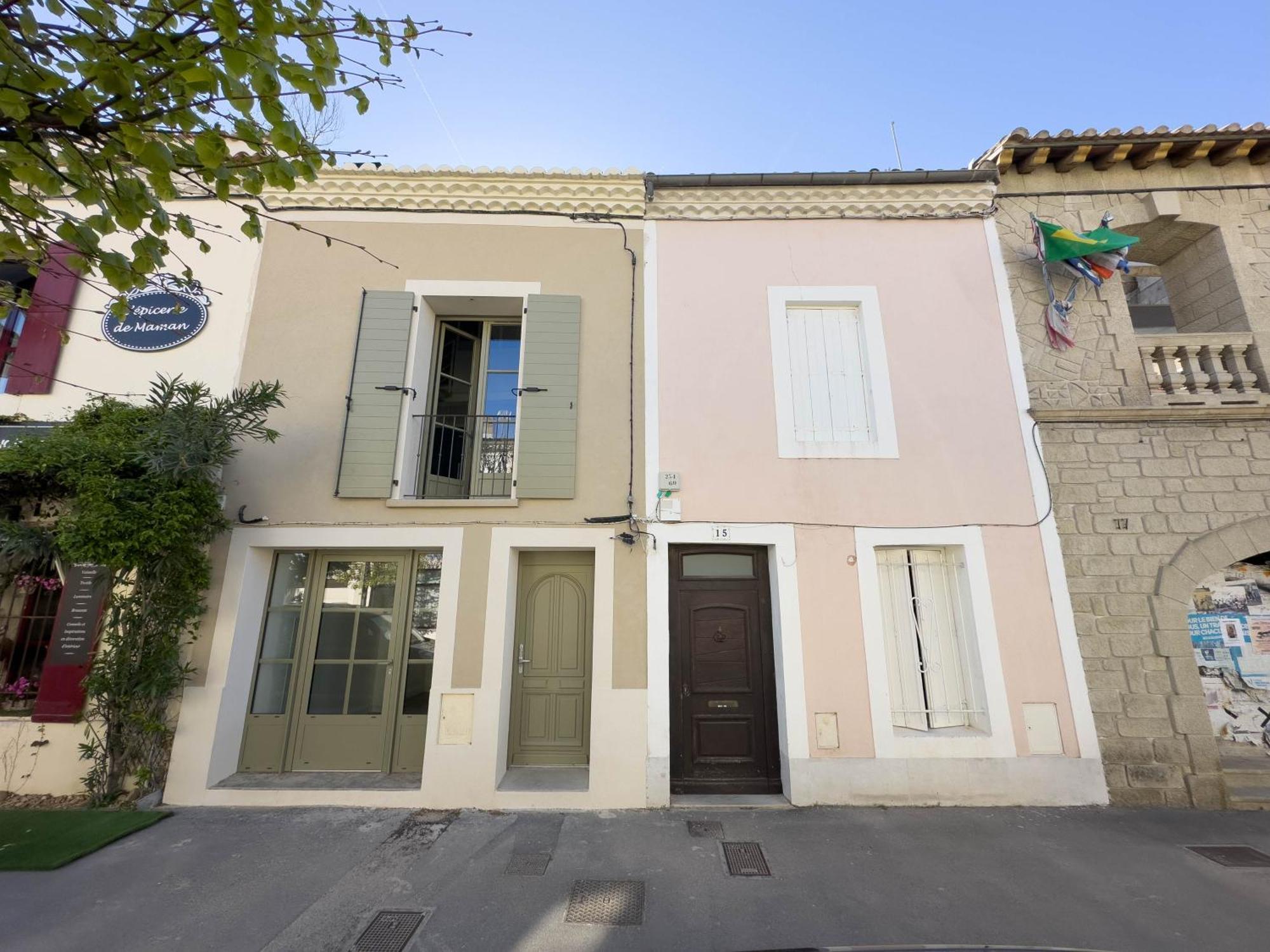 Les Suites Du 13 Aigues-Mortes Exterior foto